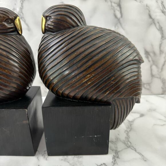 Austin Kinder Collection Sleeping Birds Bookends Sculptures Brown Brass Trim - Picture 3 of 11